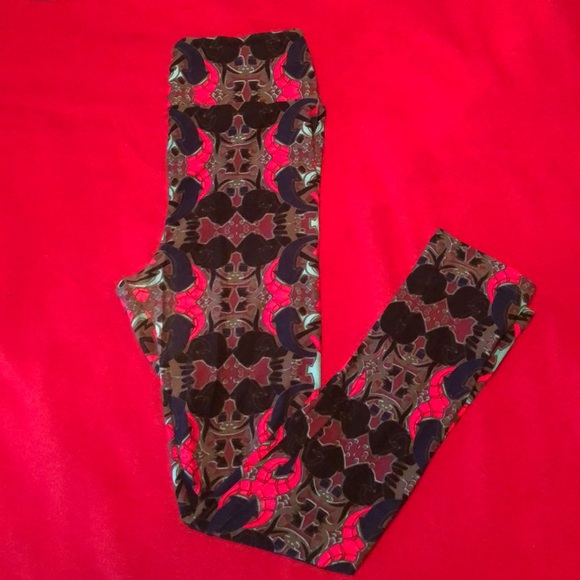 Lularoe OS Legging - Picture 1 of 3